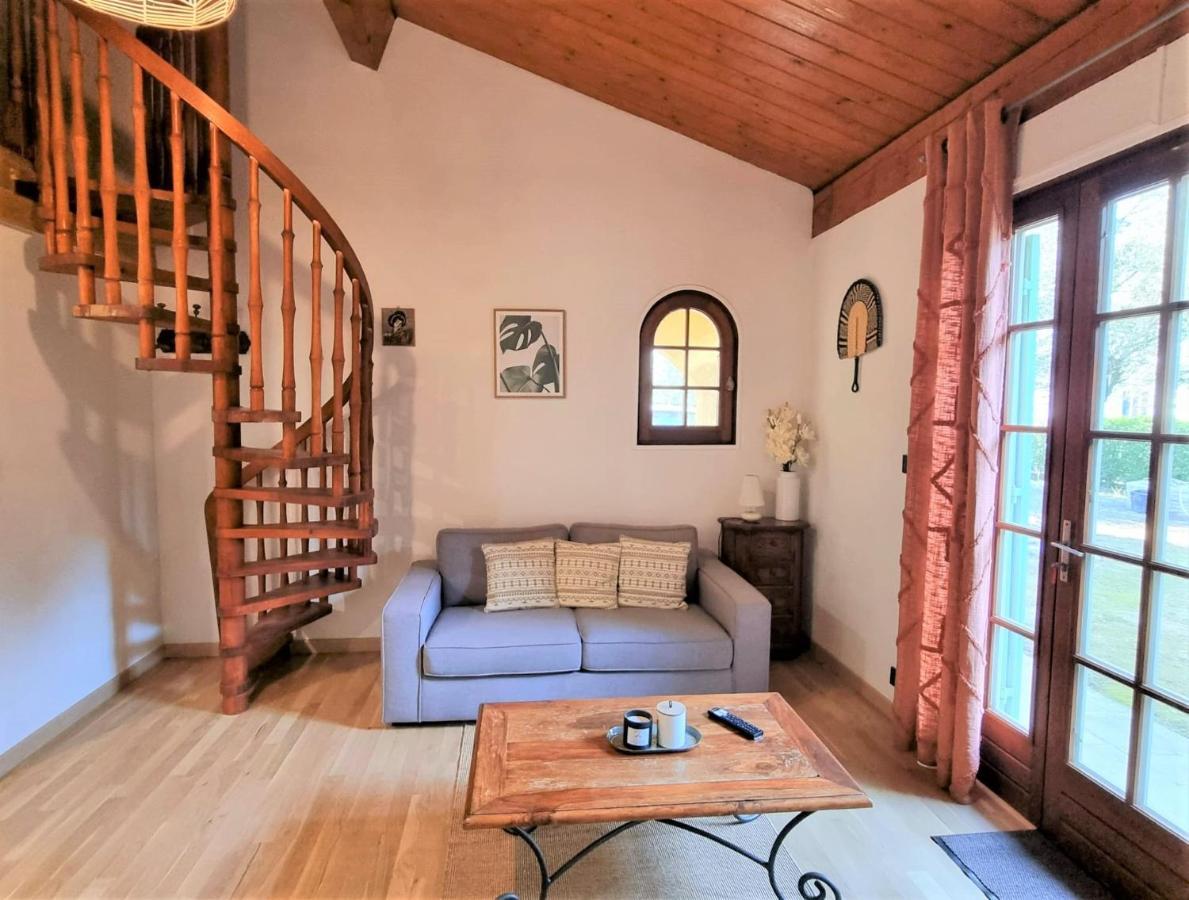 Charbonnières-les-Bains Le Chalet מראה חיצוני תמונה